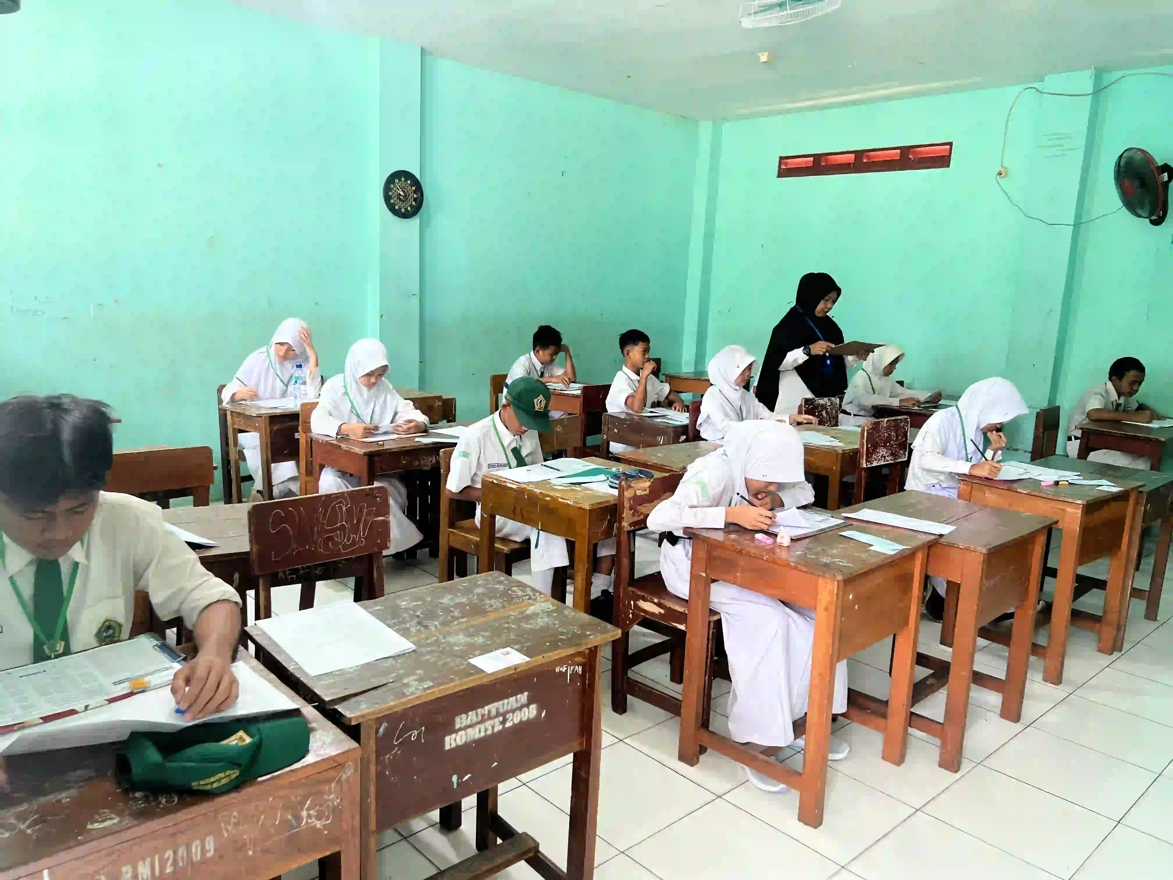 Pelaksanaan Ujian Madrasah Tahun Ajaran 2026 di MI Hidayatul Athfal Curug